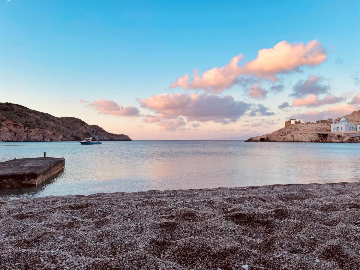 Erginas Boat House Leilighet Plaka  Eksteriør bilde