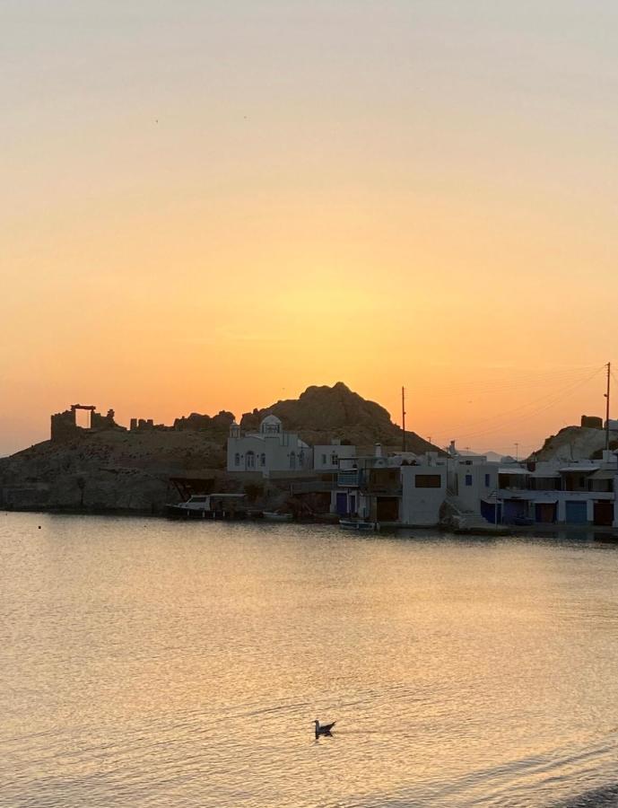 Erginas Boat House Leilighet Plaka  Eksteriør bilde
