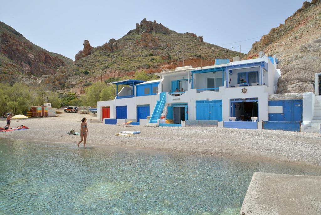Erginas Boat House Leilighet Plaka  Eksteriør bilde